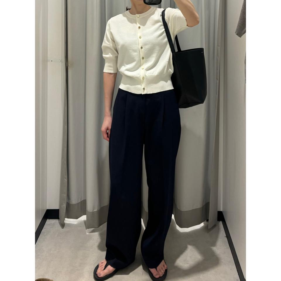{{.FirstItem.Brand.Name}}({{.FirstItem.Brand.NameKana}})の「{{.FirstItem.Name}}」を使った{{.PostType}}