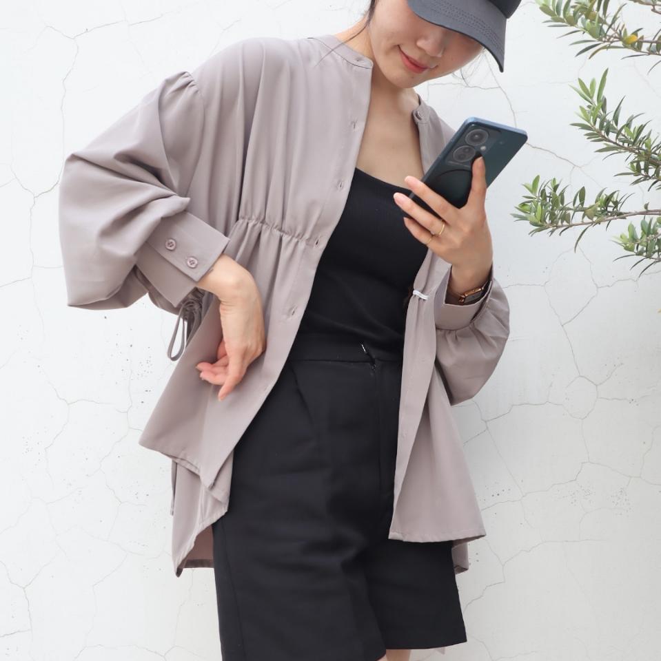{{.FirstItem.Brand.Name}}({{.FirstItem.Brand.NameKana}})の「{{.FirstItem.Name}}」を使った{{.PostType}}