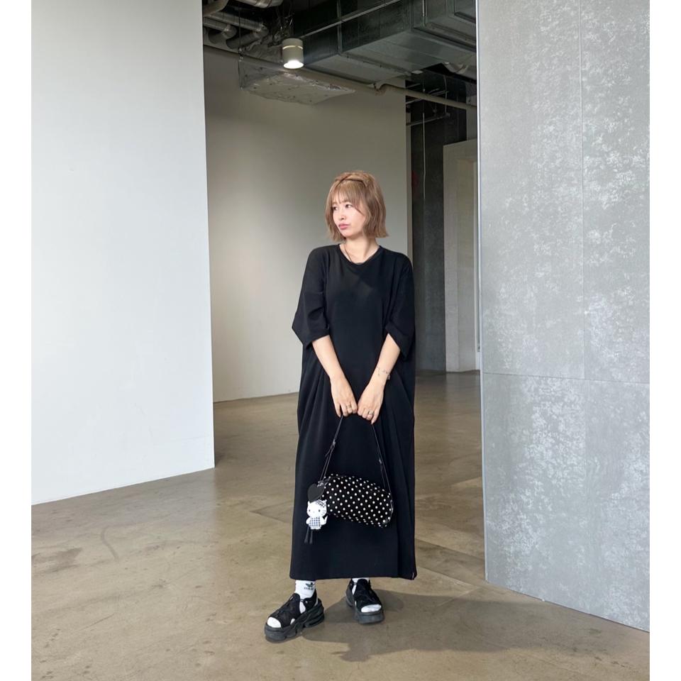 {{.FirstItem.Brand.Name}}({{.FirstItem.Brand.NameKana}})の「{{.FirstItem.Name}}」を使った{{.PostType}}