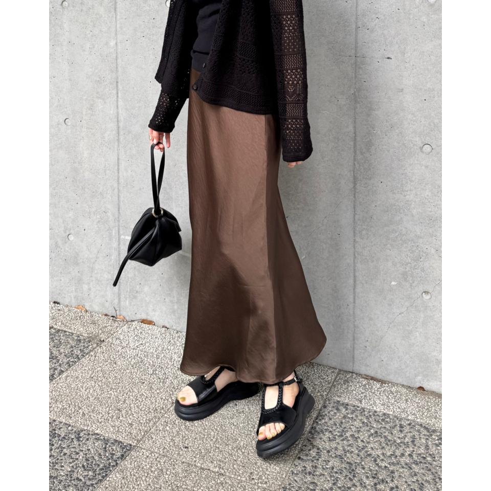 {{.FirstItem.Brand.Name}}({{.FirstItem.Brand.NameKana}})の「{{.FirstItem.Name}}」を使った{{.PostType}}