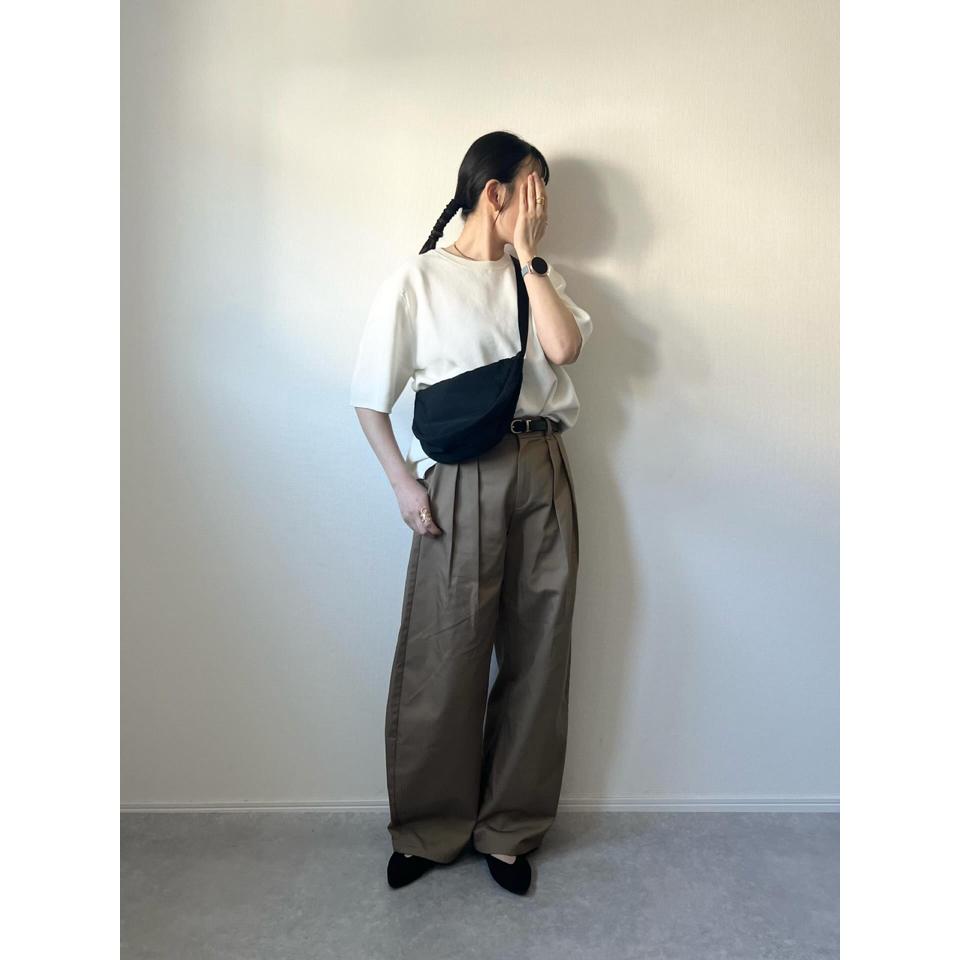{{.FirstItem.Brand.Name}}({{.FirstItem.Brand.NameKana}})の「{{.FirstItem.Name}}」を使った{{.PostType}}