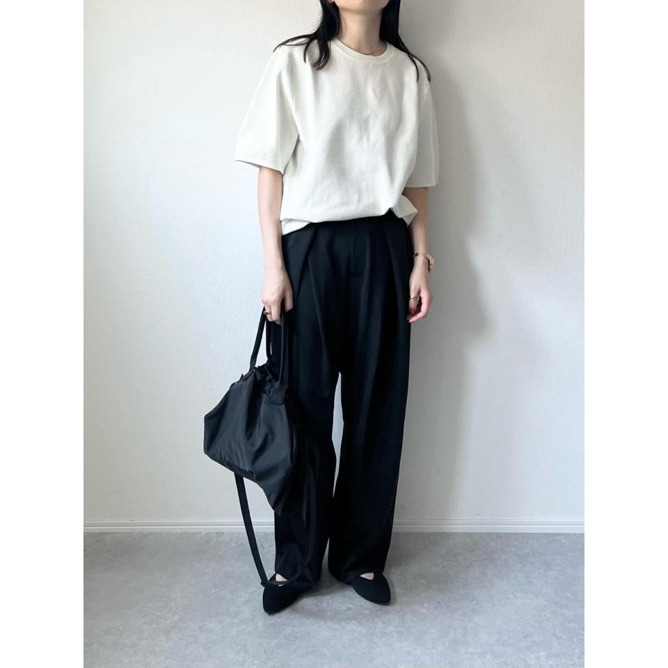 {{.FirstItem.Brand.Name}}({{.FirstItem.Brand.NameKana}})の「{{.FirstItem.Name}}」を使った{{.PostType}}