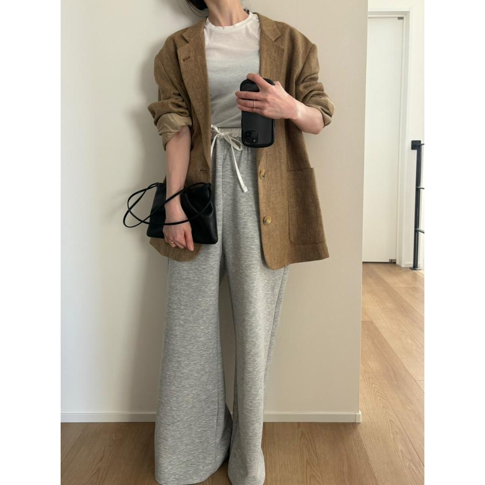 {{.FirstItem.Brand.Name}}({{.FirstItem.Brand.NameKana}})の「{{.FirstItem.Name}}」を使った{{.PostType}}
