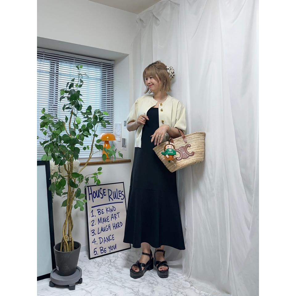 {{.FirstItem.Brand.Name}}({{.FirstItem.Brand.NameKana}})の「{{.FirstItem.Name}}」を使った{{.PostType}}