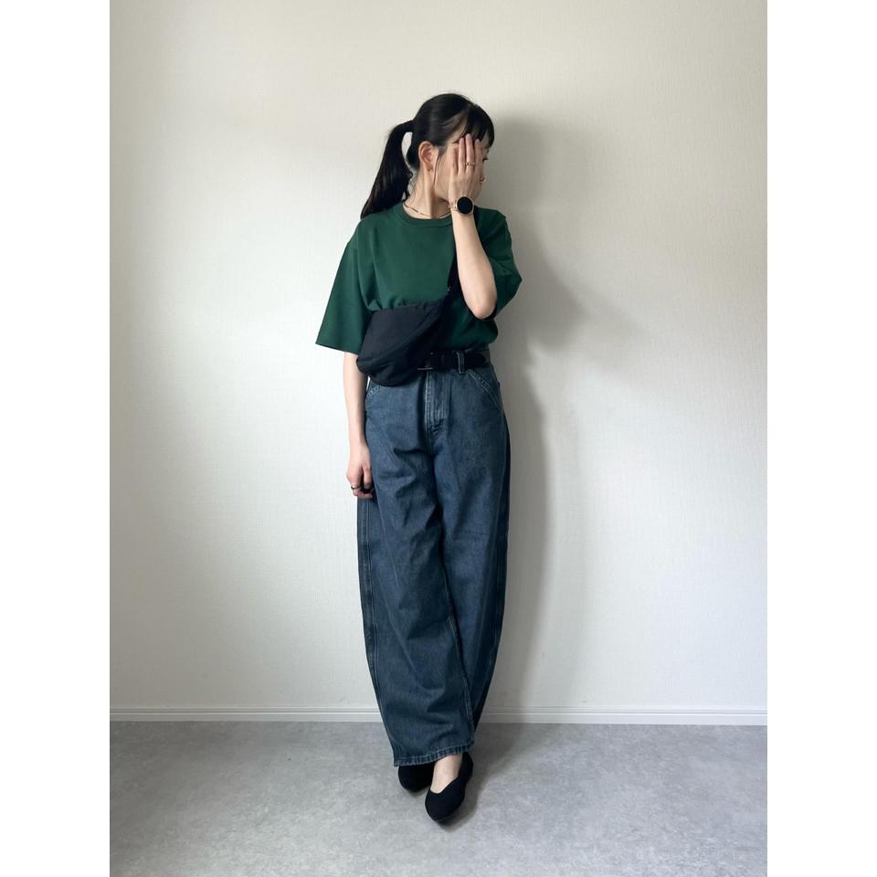 {{.FirstItem.Brand.Name}}({{.FirstItem.Brand.NameKana}})の「{{.FirstItem.Name}}」を使った{{.PostType}}