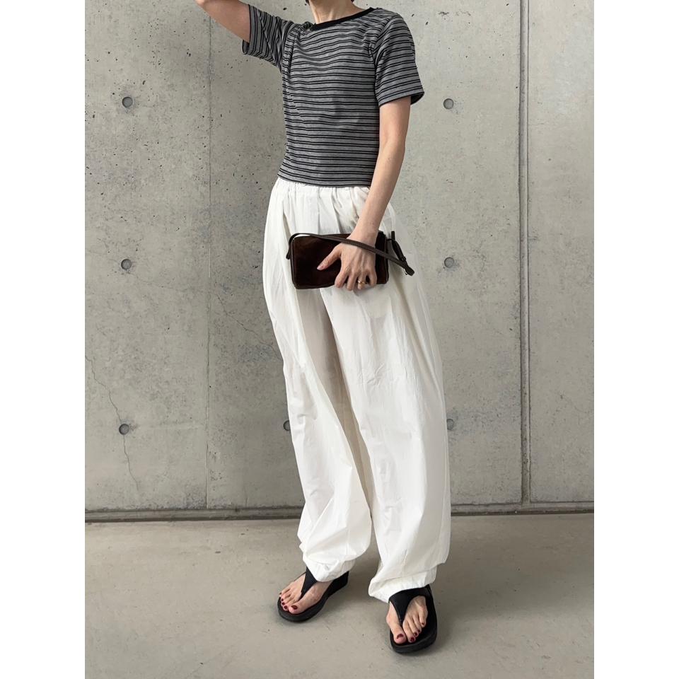 {{.FirstItem.Brand.Name}}({{.FirstItem.Brand.NameKana}})の「{{.FirstItem.Name}}」を使った{{.PostType}}