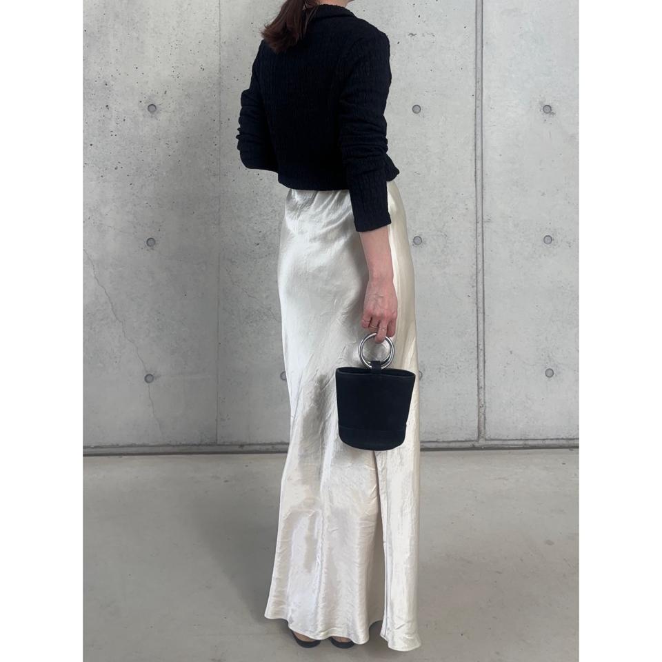 {{.FirstItem.Brand.Name}}({{.FirstItem.Brand.NameKana}})の「{{.FirstItem.Name}}」を使った{{.PostType}}