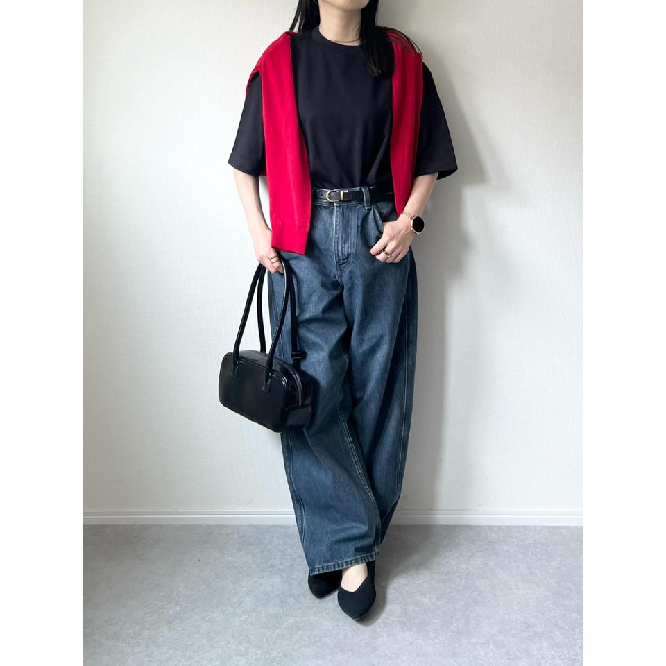{{.FirstItem.Brand.Name}}({{.FirstItem.Brand.NameKana}})の「{{.FirstItem.Name}}」を使った{{.PostType}}