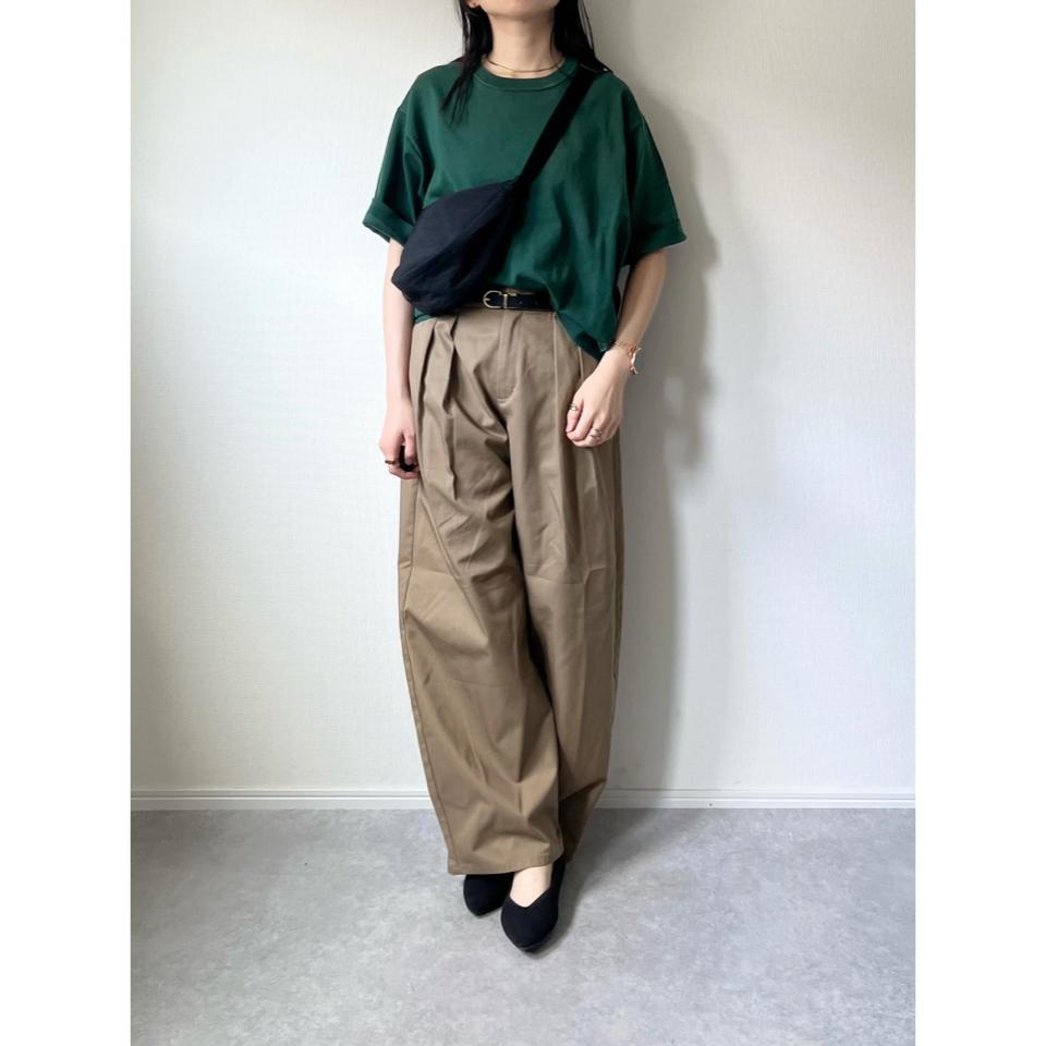 {{.FirstItem.Brand.Name}}({{.FirstItem.Brand.NameKana}})の「{{.FirstItem.Name}}」を使った{{.PostType}}