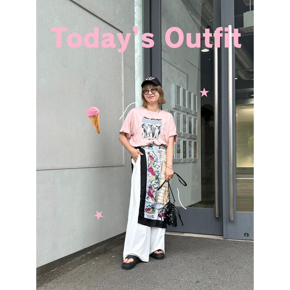 {{.FirstItem.Brand.Name}}({{.FirstItem.Brand.NameKana}})の「{{.FirstItem.Name}}」を使った{{.PostType}}