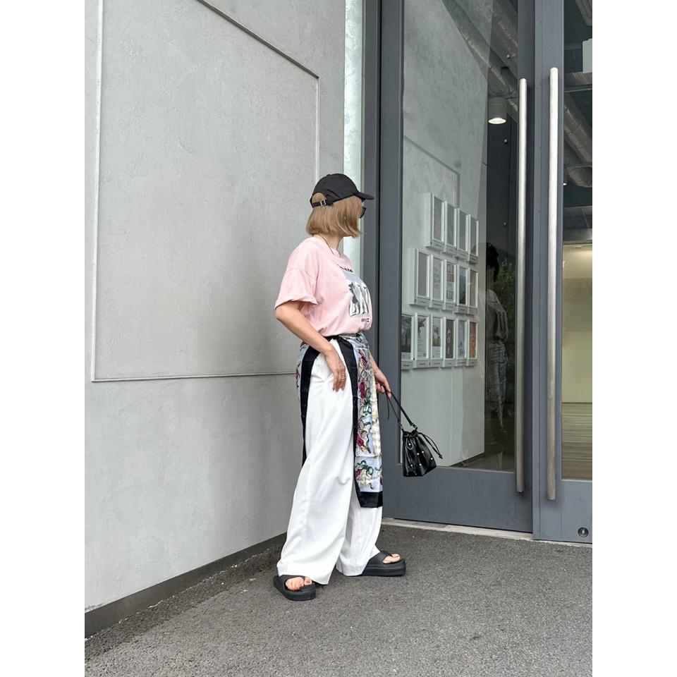 {{.FirstItem.Brand.Name}}({{.FirstItem.Brand.NameKana}})の「{{.FirstItem.Name}}」を使った{{.PostType}}