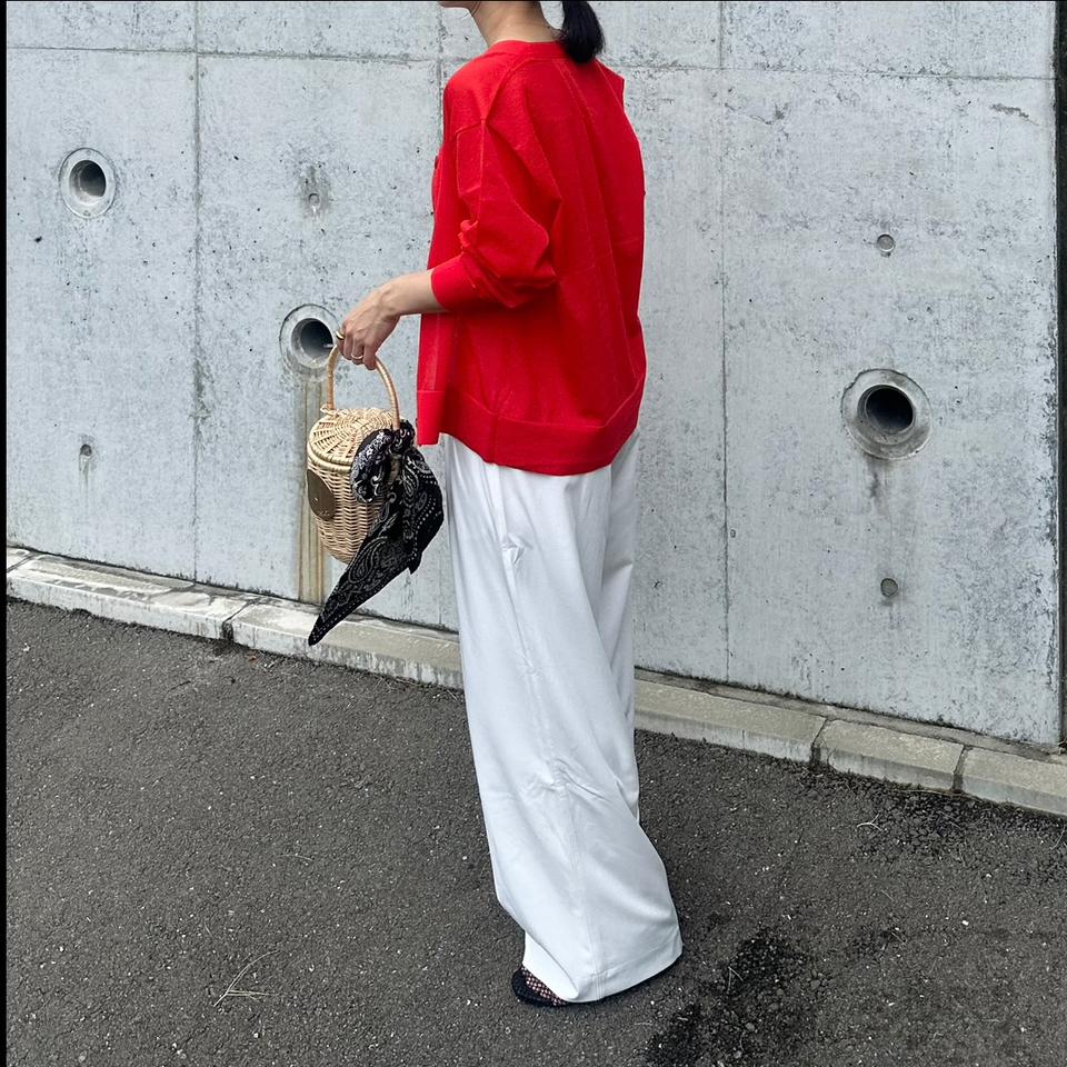 {{.FirstItem.Brand.Name}}({{.FirstItem.Brand.NameKana}})の「{{.FirstItem.Name}}」を使った{{.PostType}}