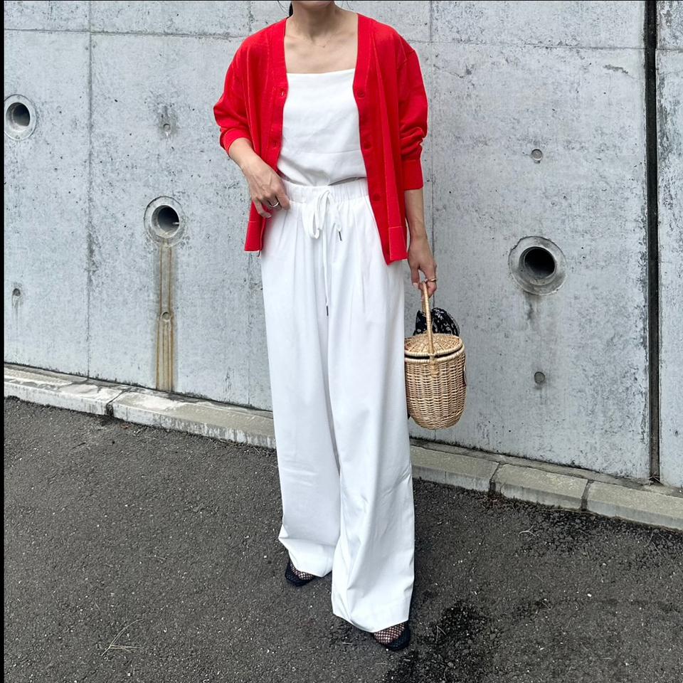 {{.FirstItem.Brand.Name}}({{.FirstItem.Brand.NameKana}})の「{{.FirstItem.Name}}」を使った{{.PostType}}