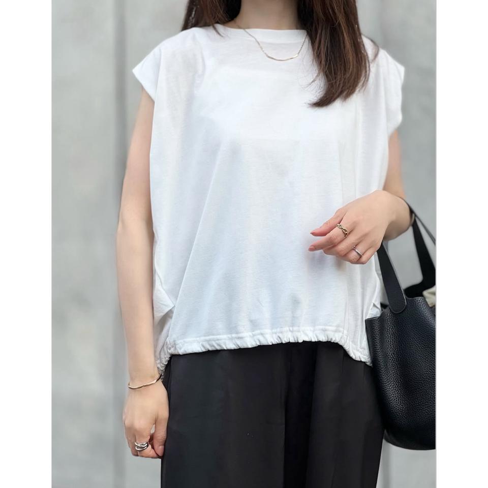 {{.FirstItem.Brand.Name}}({{.FirstItem.Brand.NameKana}})の「{{.FirstItem.Name}}」を使った{{.PostType}}
