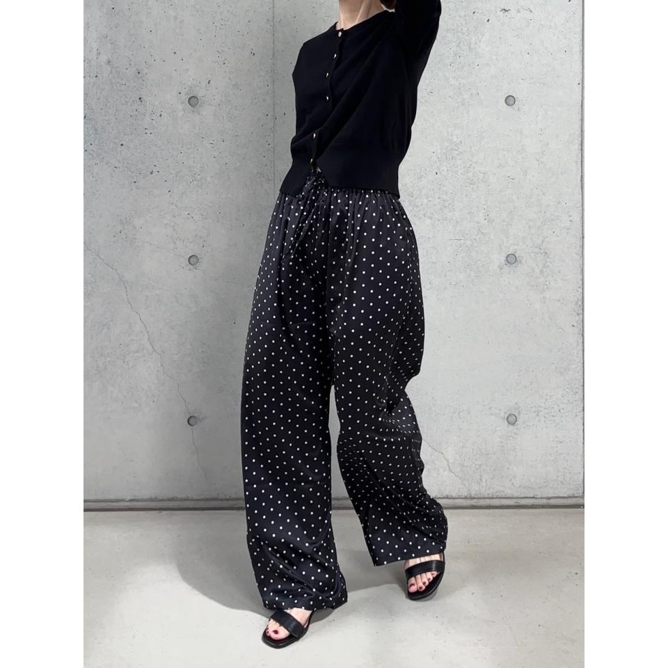 {{.FirstItem.Brand.Name}}({{.FirstItem.Brand.NameKana}})の「{{.FirstItem.Name}}」を使った{{.PostType}}