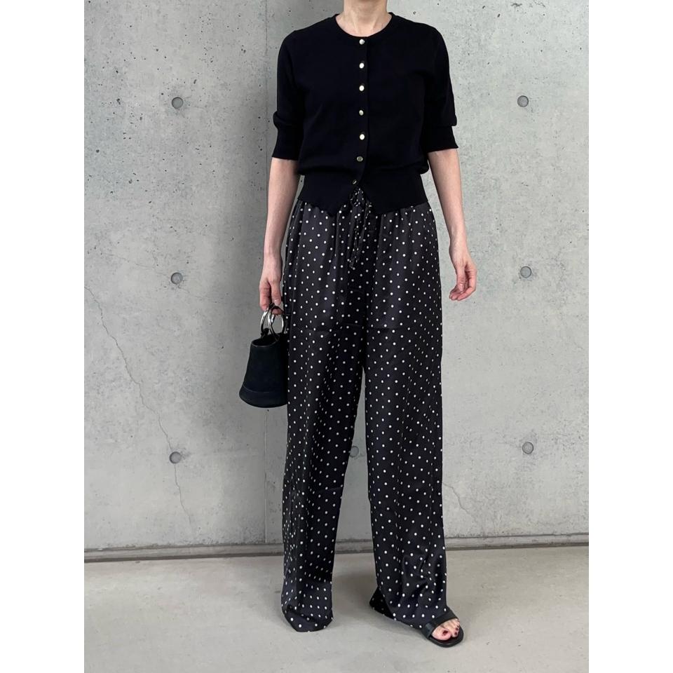 {{.FirstItem.Brand.Name}}({{.FirstItem.Brand.NameKana}})の「{{.FirstItem.Name}}」を使った{{.PostType}}