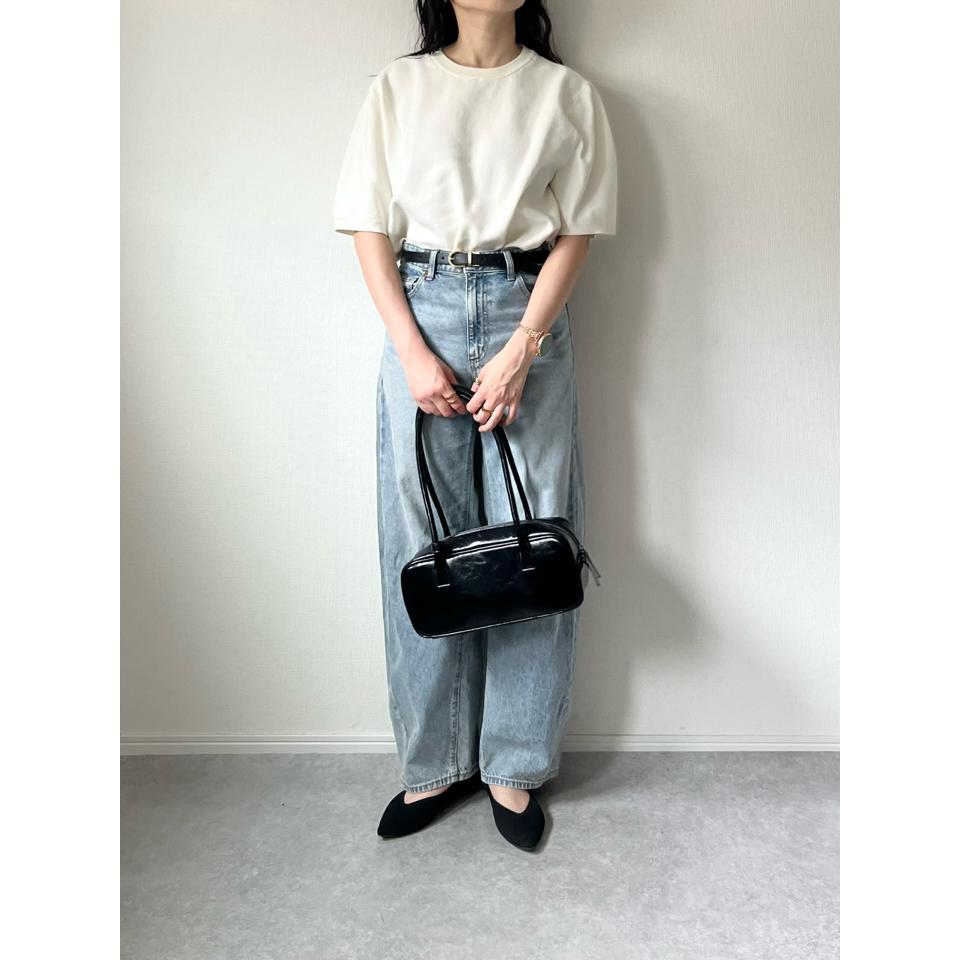 {{.FirstItem.Brand.Name}}({{.FirstItem.Brand.NameKana}})の「{{.FirstItem.Name}}」を使った{{.PostType}}