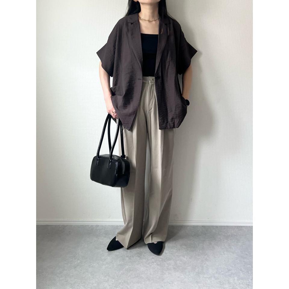 {{.FirstItem.Brand.Name}}({{.FirstItem.Brand.NameKana}})の「{{.FirstItem.Name}}」を使った{{.PostType}}