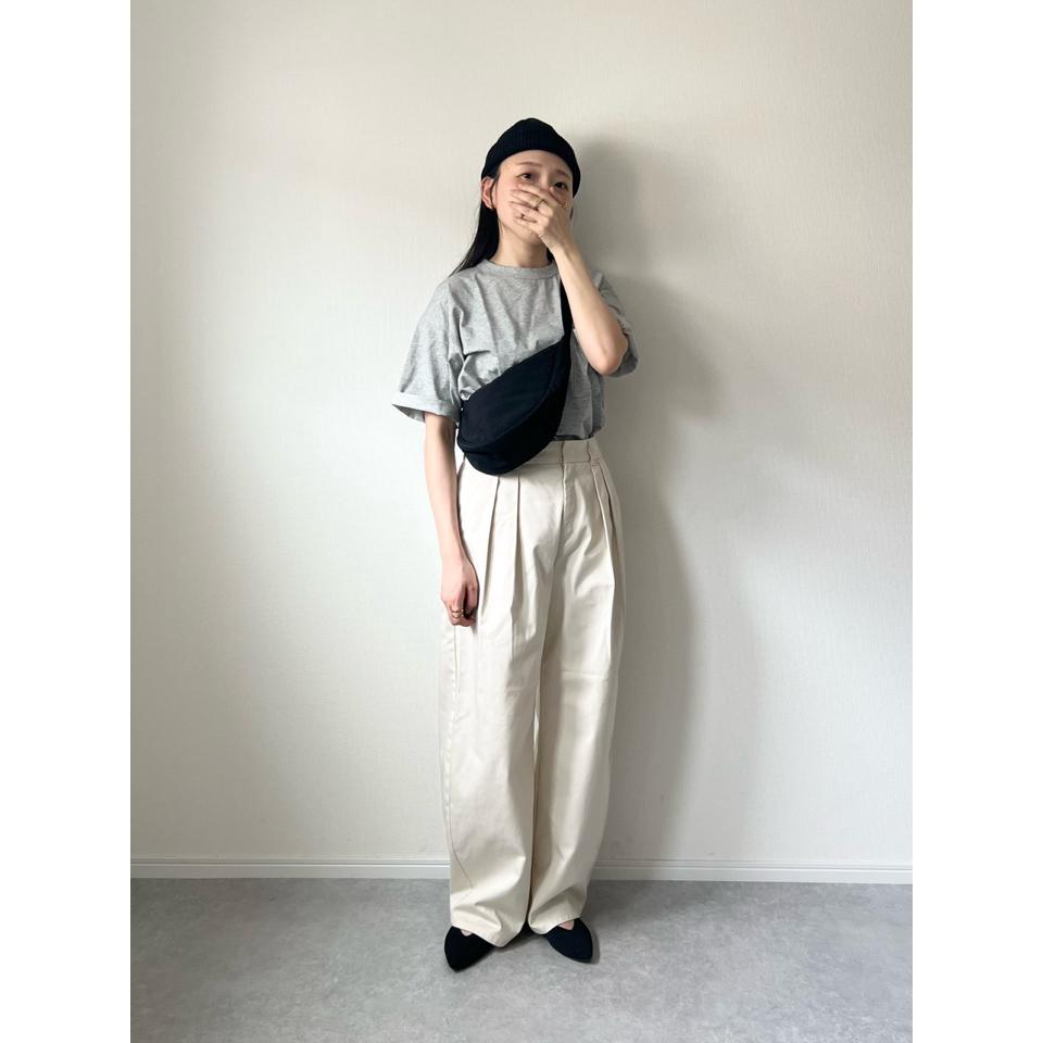 {{.FirstItem.Brand.Name}}({{.FirstItem.Brand.NameKana}})の「{{.FirstItem.Name}}」を使った{{.PostType}}