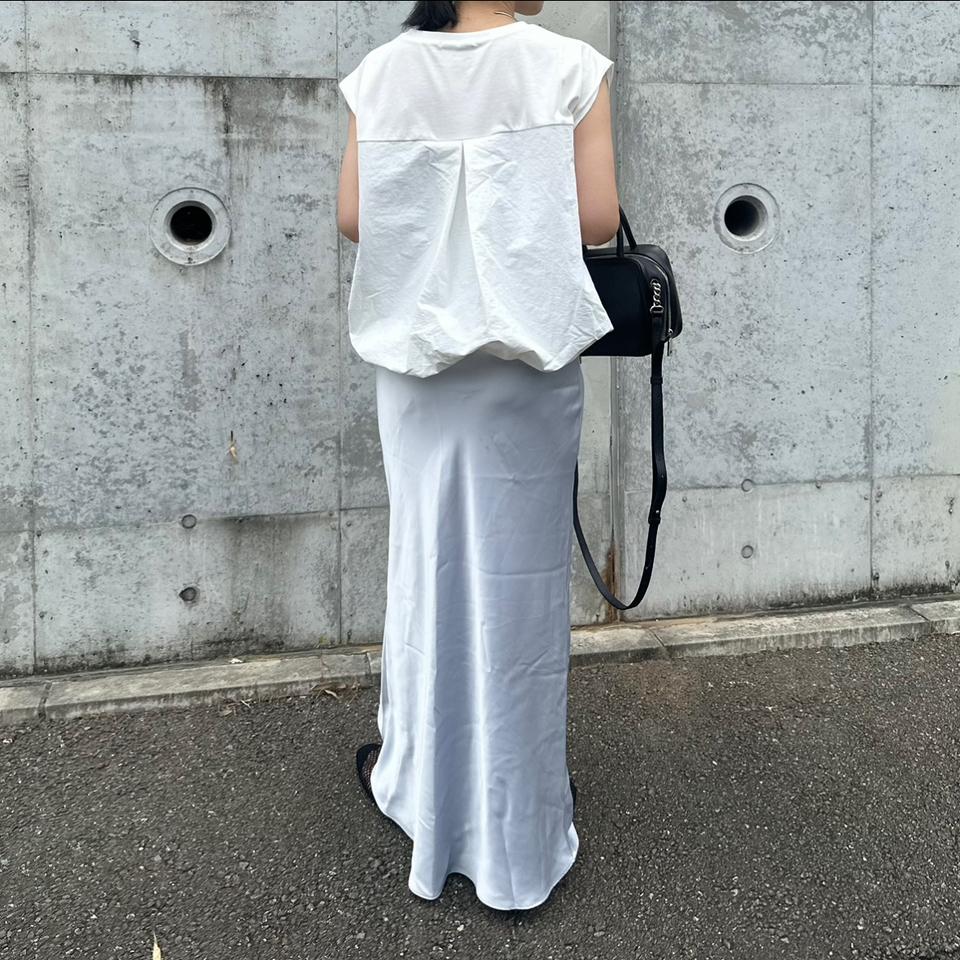 {{.FirstItem.Brand.Name}}({{.FirstItem.Brand.NameKana}})の「{{.FirstItem.Name}}」を使った{{.PostType}}