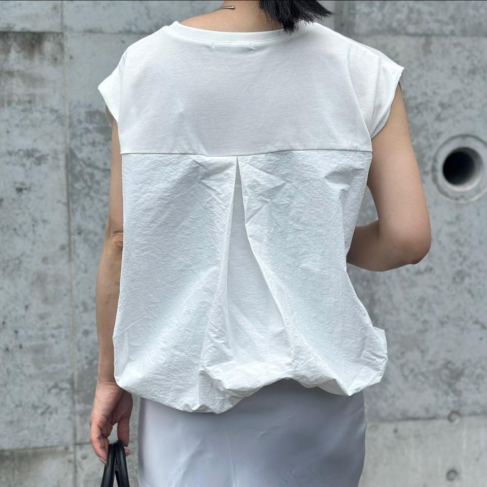 {{.FirstItem.Brand.Name}}({{.FirstItem.Brand.NameKana}})の「{{.FirstItem.Name}}」を使った{{.PostType}}