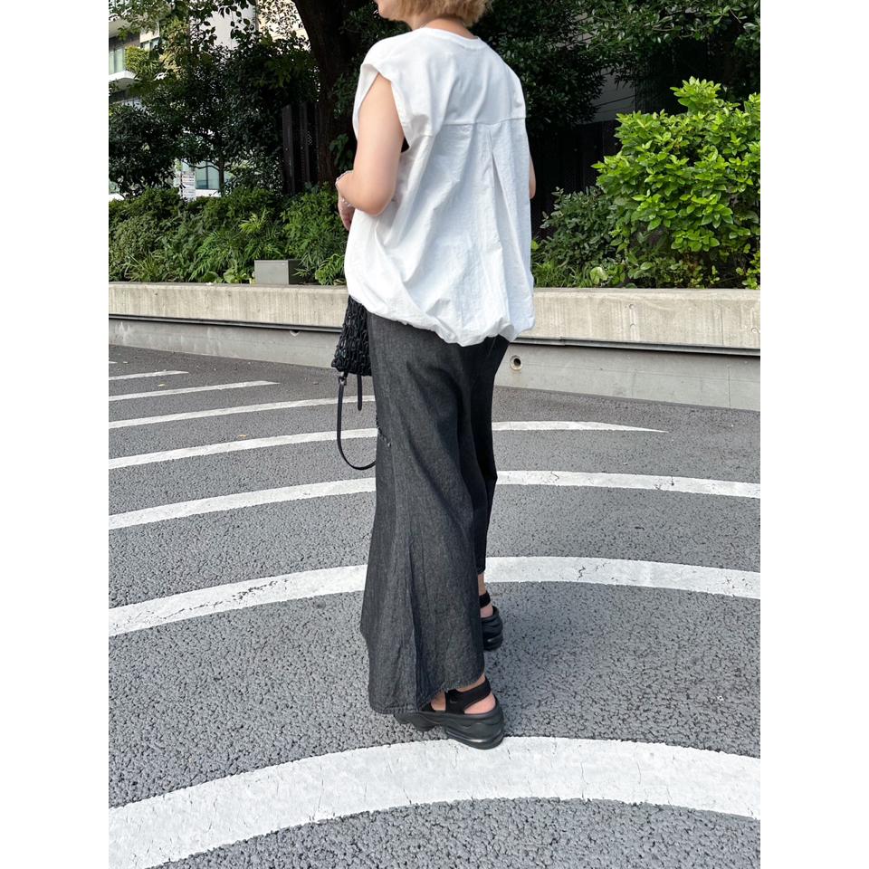 {{.FirstItem.Brand.Name}}({{.FirstItem.Brand.NameKana}})の「{{.FirstItem.Name}}」を使った{{.PostType}}