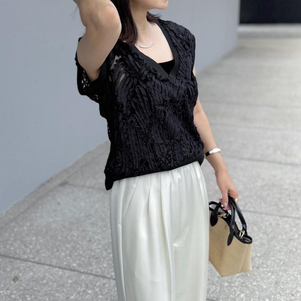 {{.FirstItem.Brand.Name}}({{.FirstItem.Brand.NameKana}})の「{{.FirstItem.Name}}」を使った{{.PostType}}