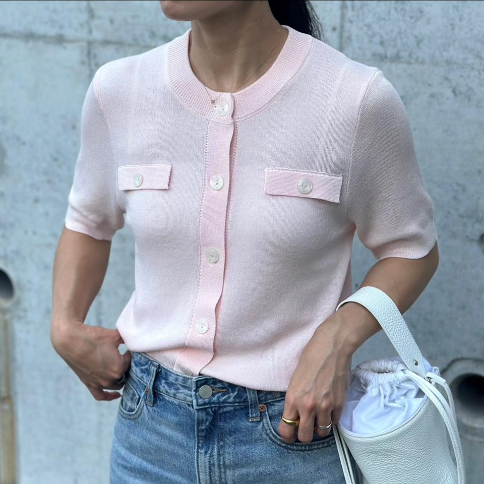 {{.FirstItem.Brand.Name}}({{.FirstItem.Brand.NameKana}})の「{{.FirstItem.Name}}」を使った{{.PostType}}