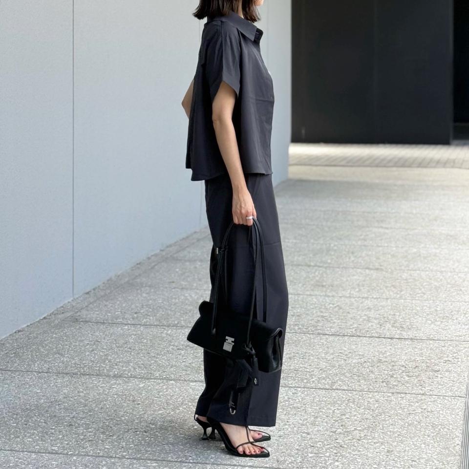 {{.FirstItem.Brand.Name}}({{.FirstItem.Brand.NameKana}})の「{{.FirstItem.Name}}」を使った{{.PostType}}