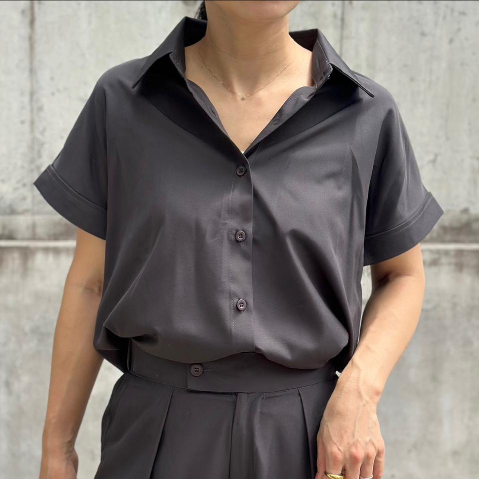 {{.FirstItem.Brand.Name}}({{.FirstItem.Brand.NameKana}})の「{{.FirstItem.Name}}」を使った{{.PostType}}