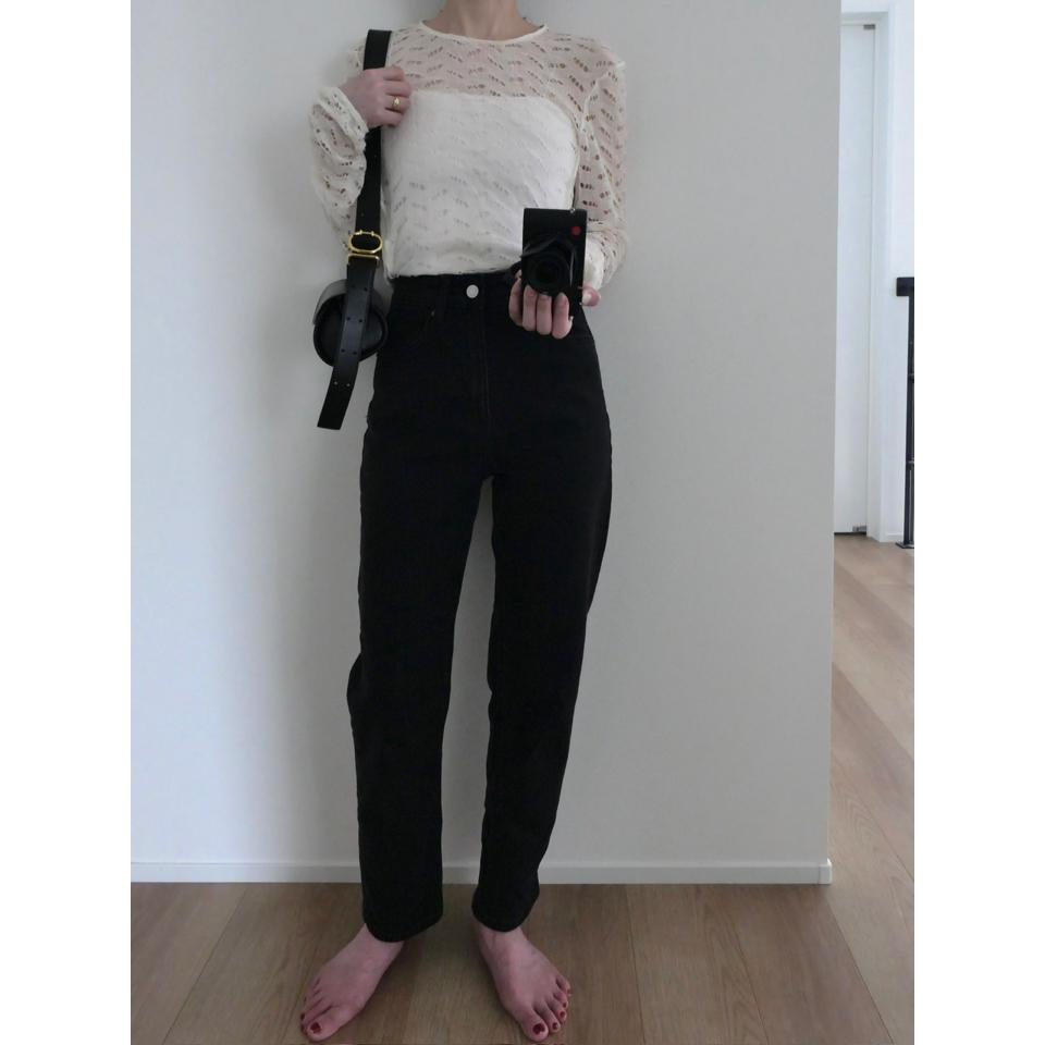 {{.FirstItem.Brand.Name}}({{.FirstItem.Brand.NameKana}})の「{{.FirstItem.Name}}」を使った{{.PostType}}
