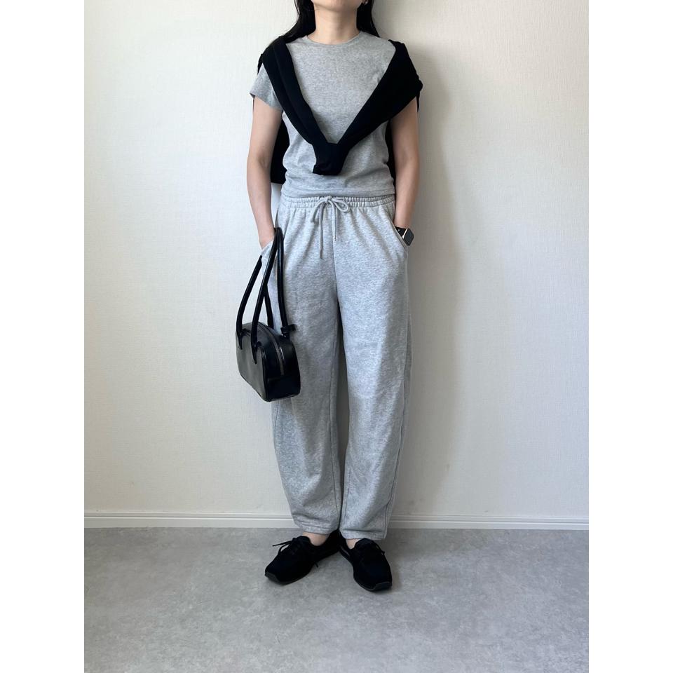 {{.FirstItem.Brand.Name}}({{.FirstItem.Brand.NameKana}})の「{{.FirstItem.Name}}」を使った{{.PostType}}