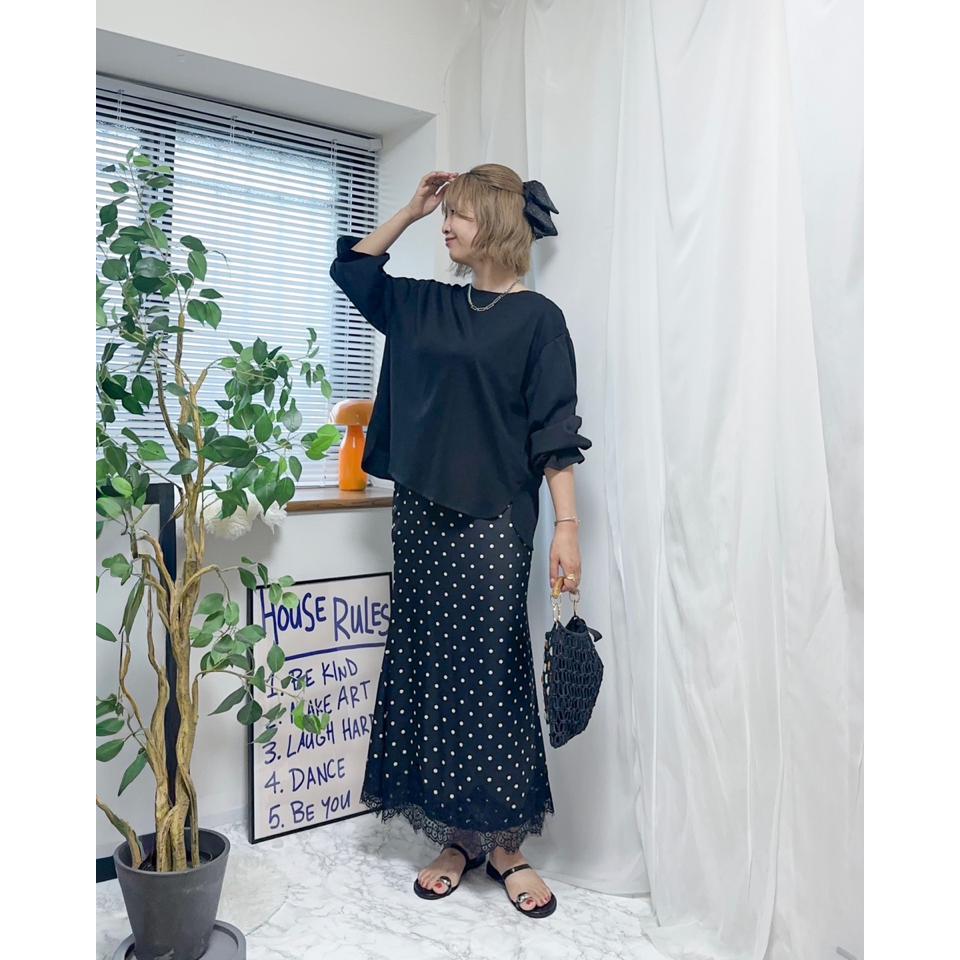 {{.FirstItem.Brand.Name}}({{.FirstItem.Brand.NameKana}})の「{{.FirstItem.Name}}」を使った{{.PostType}}