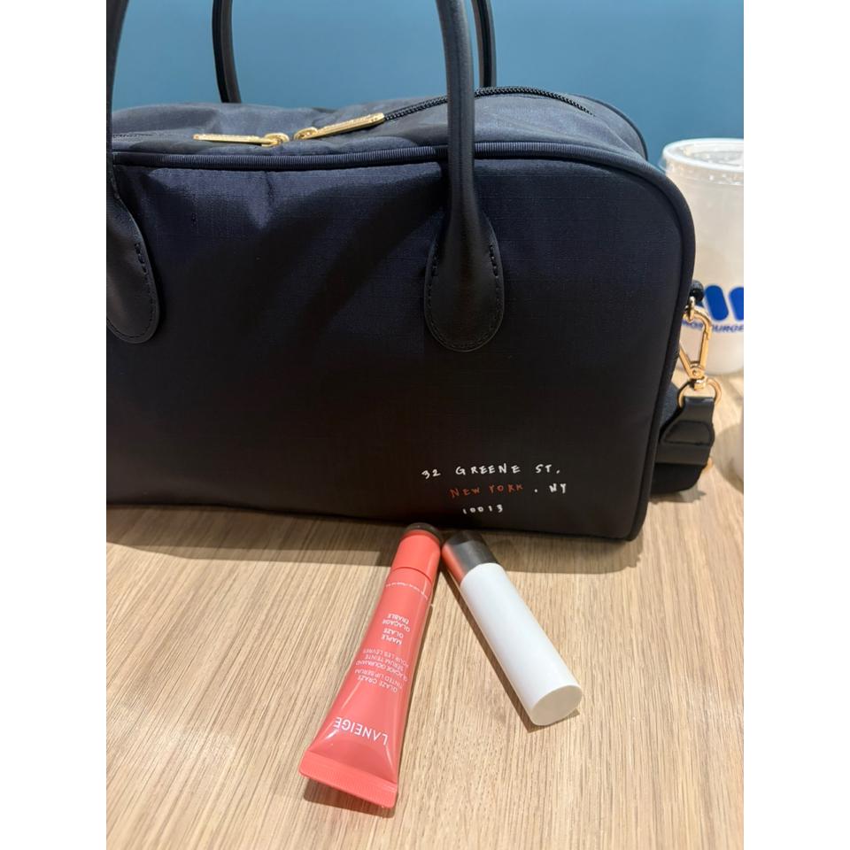 {{.FirstItem.Brand.Name}}({{.FirstItem.Brand.NameKana}})の「{{.FirstItem.Name}}」を使った{{.PostType}}