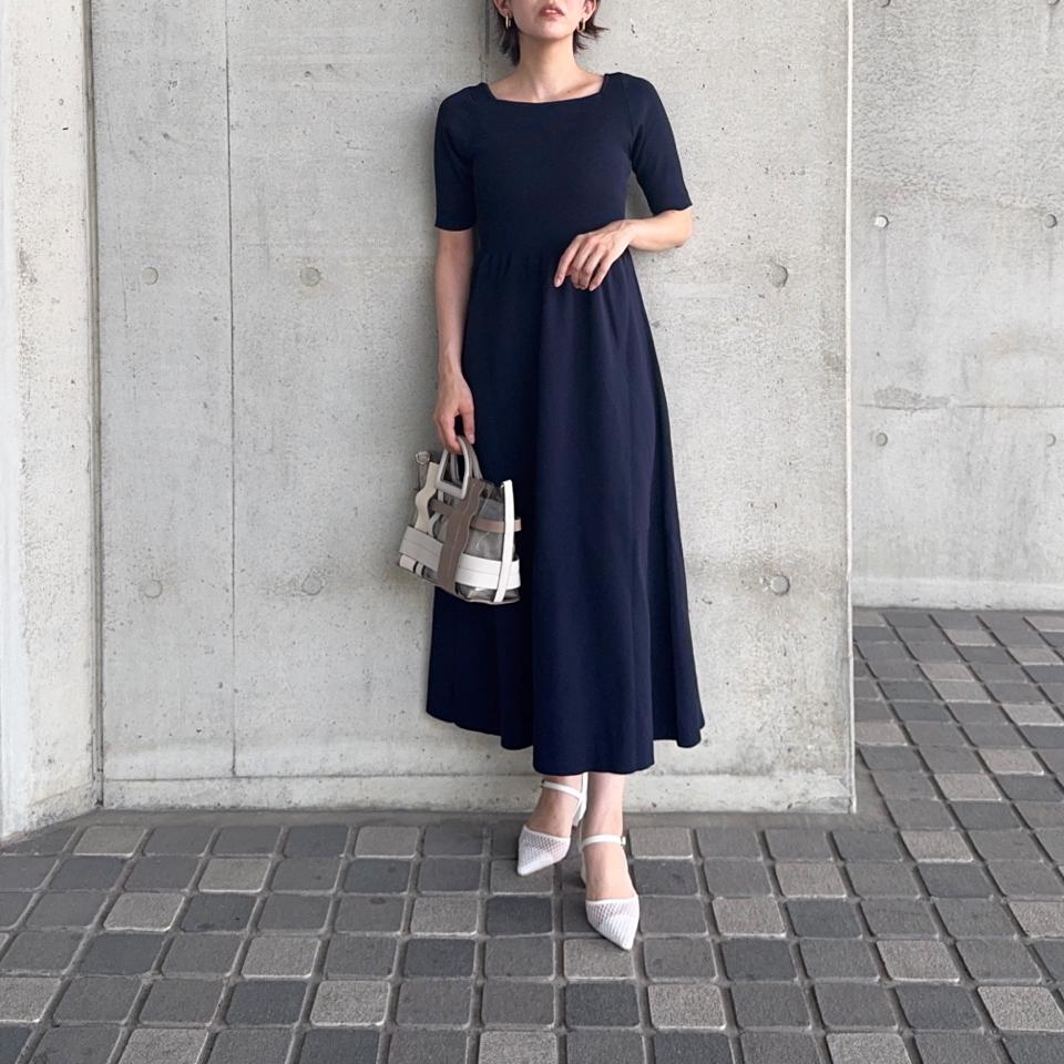 {{.FirstItem.Brand.Name}}({{.FirstItem.Brand.NameKana}})の「{{.FirstItem.Name}}」を使った{{.PostType}}