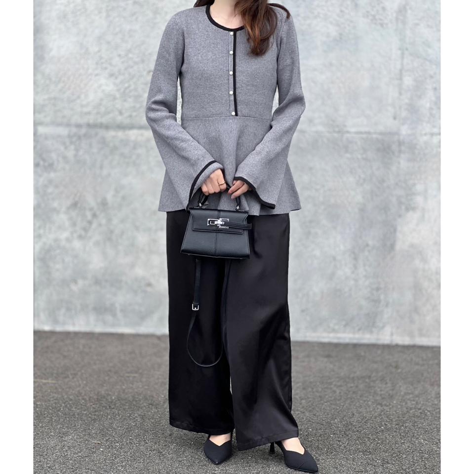 {{.FirstItem.Brand.Name}}({{.FirstItem.Brand.NameKana}})の「{{.FirstItem.Name}}」を使った{{.PostType}}
