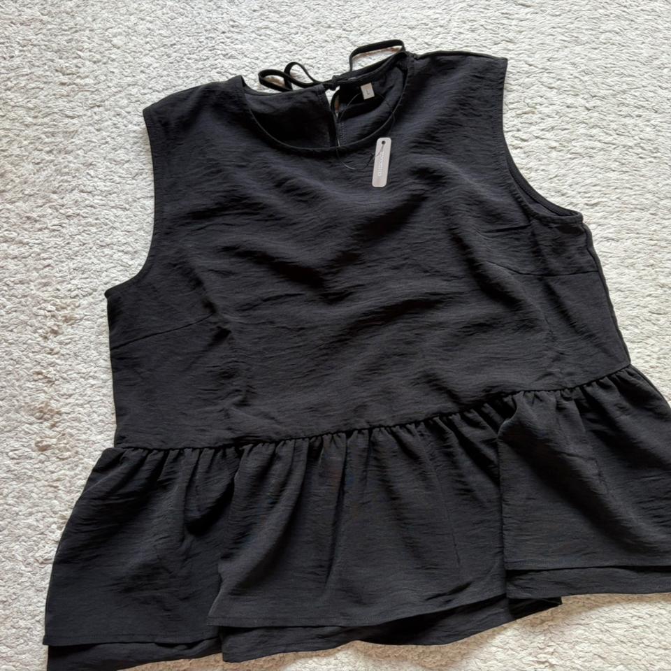 {{.FirstItem.Brand.Name}}({{.FirstItem.Brand.NameKana}})の「{{.FirstItem.Name}}」を使った{{.PostType}}
