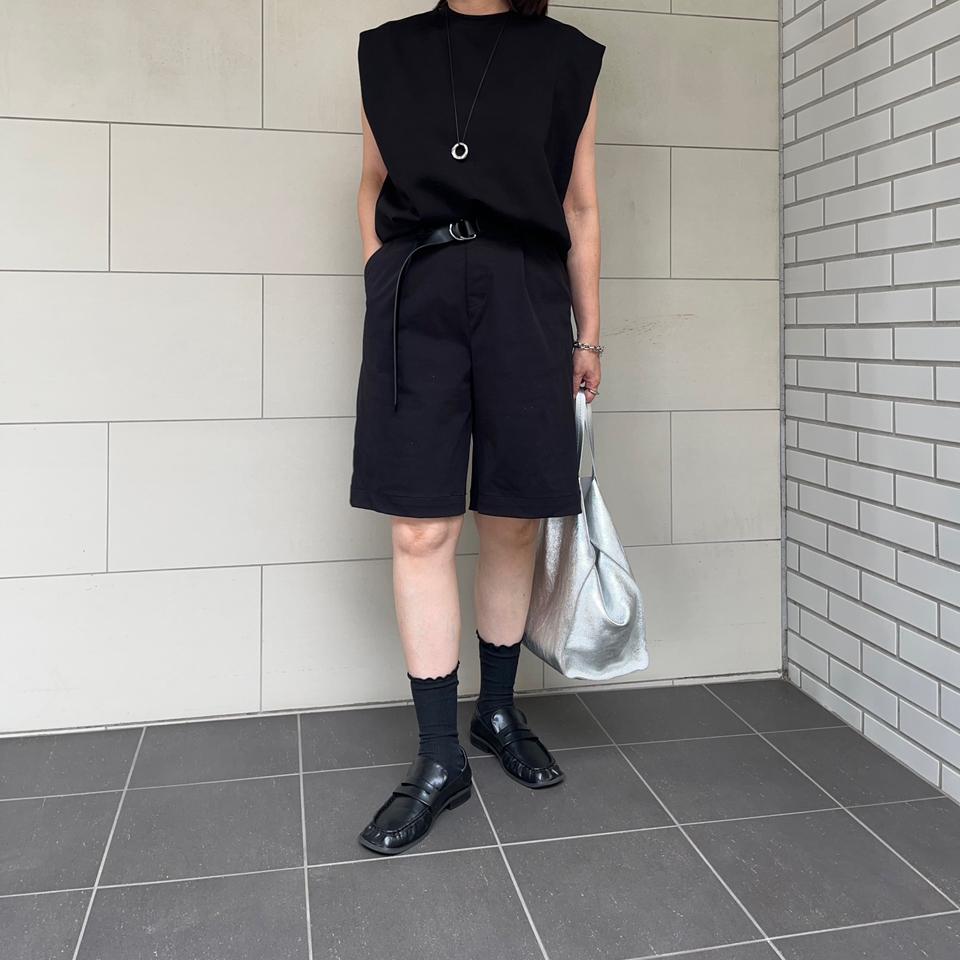 {{.FirstItem.Brand.Name}}({{.FirstItem.Brand.NameKana}})の「{{.FirstItem.Name}}」を使った{{.PostType}}