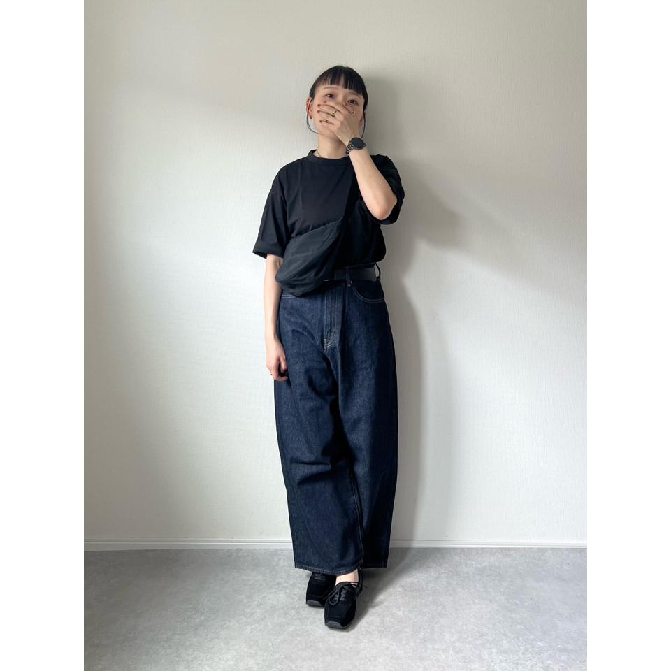 {{.FirstItem.Brand.Name}}({{.FirstItem.Brand.NameKana}})の「{{.FirstItem.Name}}」を使った{{.PostType}}