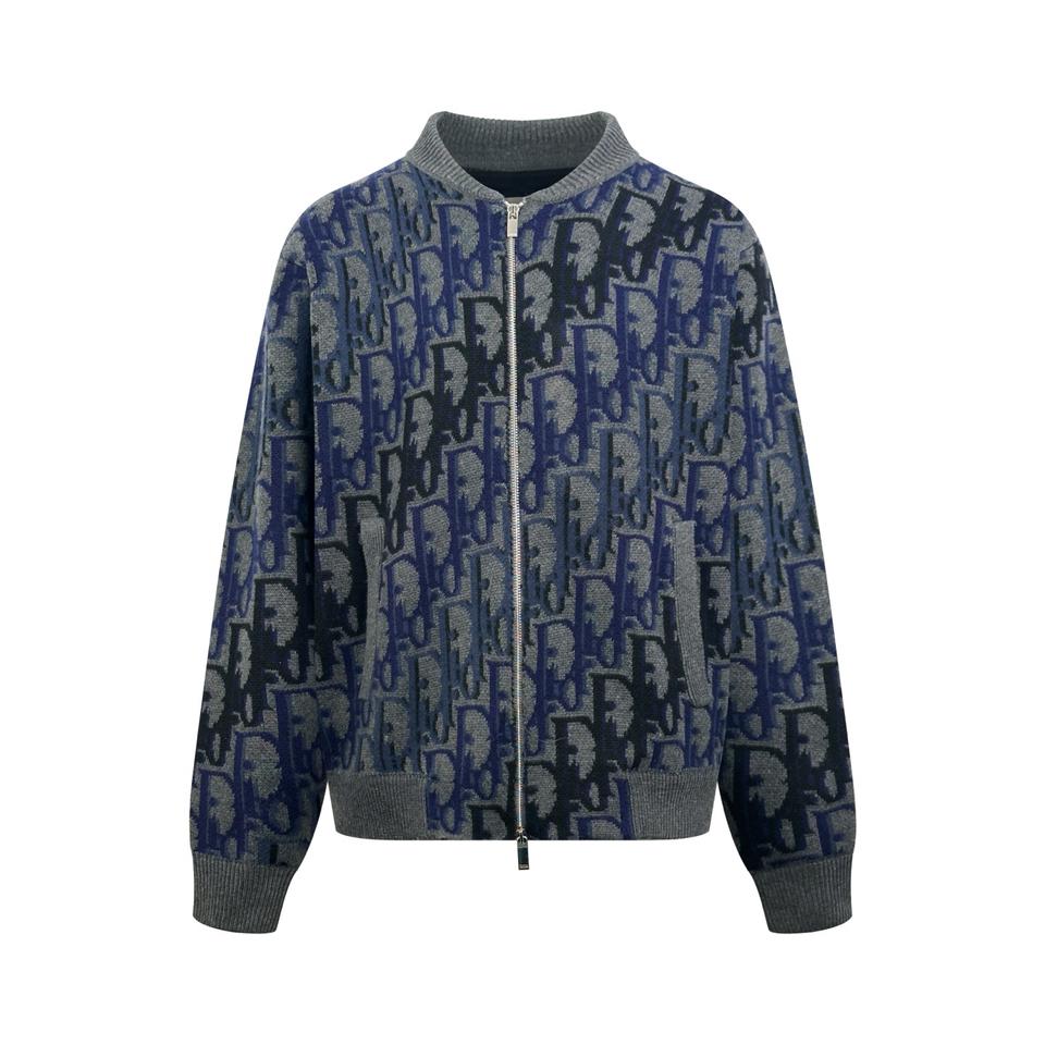 {{.FirstItem.Brand.Name}}({{.FirstItem.Brand.NameKana}})の「{{.FirstItem.Name}}」を使った{{.PostType}}