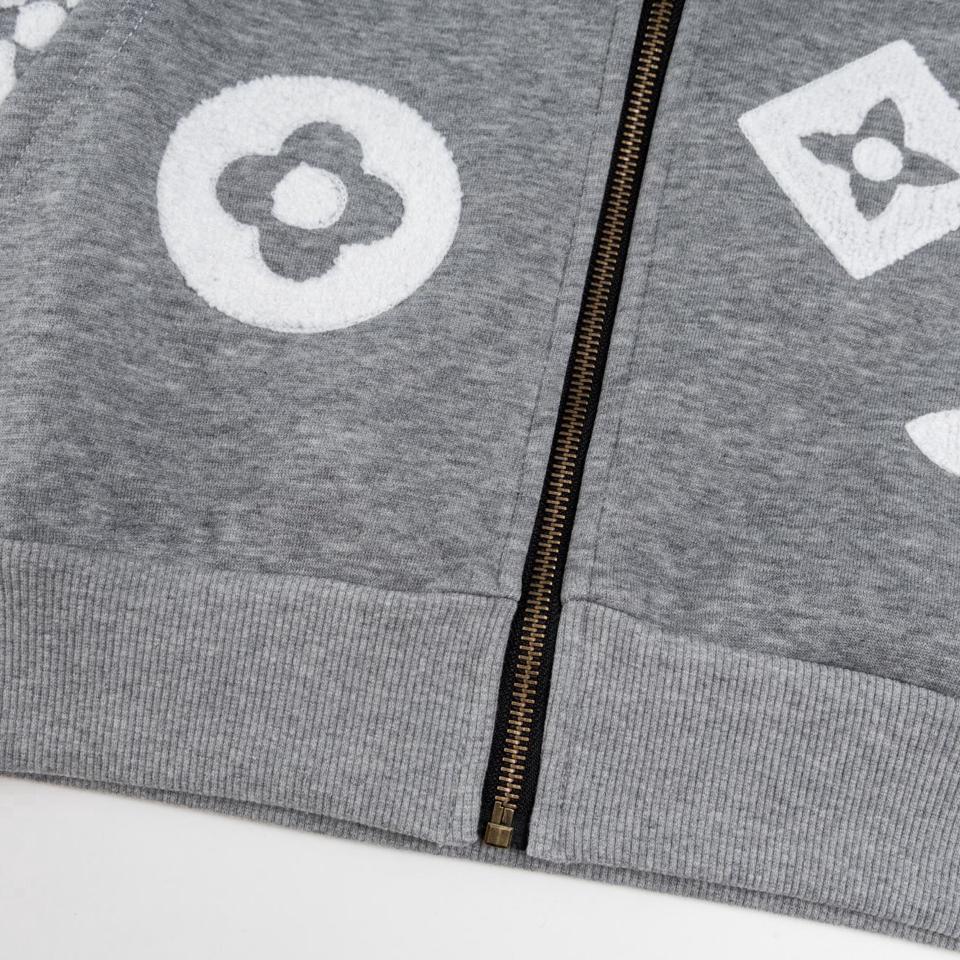 {{.FirstItem.Brand.Name}}({{.FirstItem.Brand.NameKana}})の「{{.FirstItem.Name}}」を使った{{.PostType}}