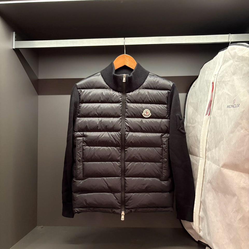 {{.FirstItem.Brand.Name}}({{.FirstItem.Brand.NameKana}})の「{{.FirstItem.Name}}」を使った{{.PostType}}