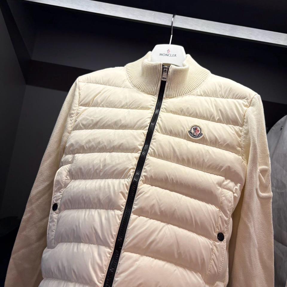 {{.FirstItem.Brand.Name}}({{.FirstItem.Brand.NameKana}})の「{{.FirstItem.Name}}」を使った{{.PostType}}