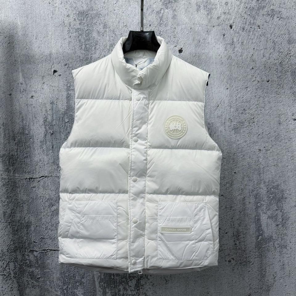 {{.FirstItem.Brand.Name}}({{.FirstItem.Brand.NameKana}})の「{{.FirstItem.Name}}」を使った{{.PostType}}