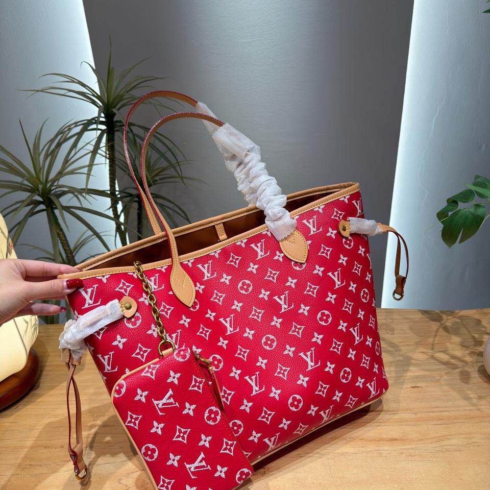 {{.FirstItem.Brand.Name}}({{.FirstItem.Brand.NameKana}})の「{{.FirstItem.Name}}」を使った{{.PostType}}