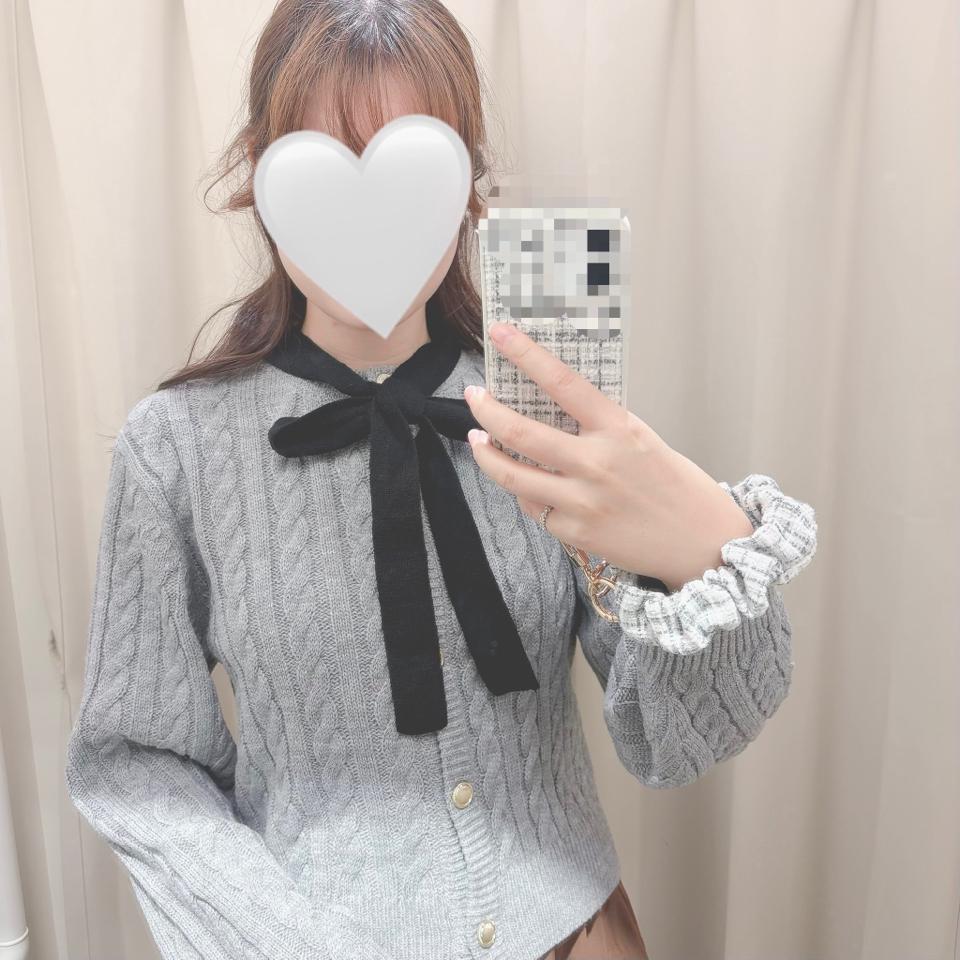 {{.FirstItem.Brand.Name}}({{.FirstItem.Brand.NameKana}})の「{{.FirstItem.Name}}」を使った{{.PostType}}