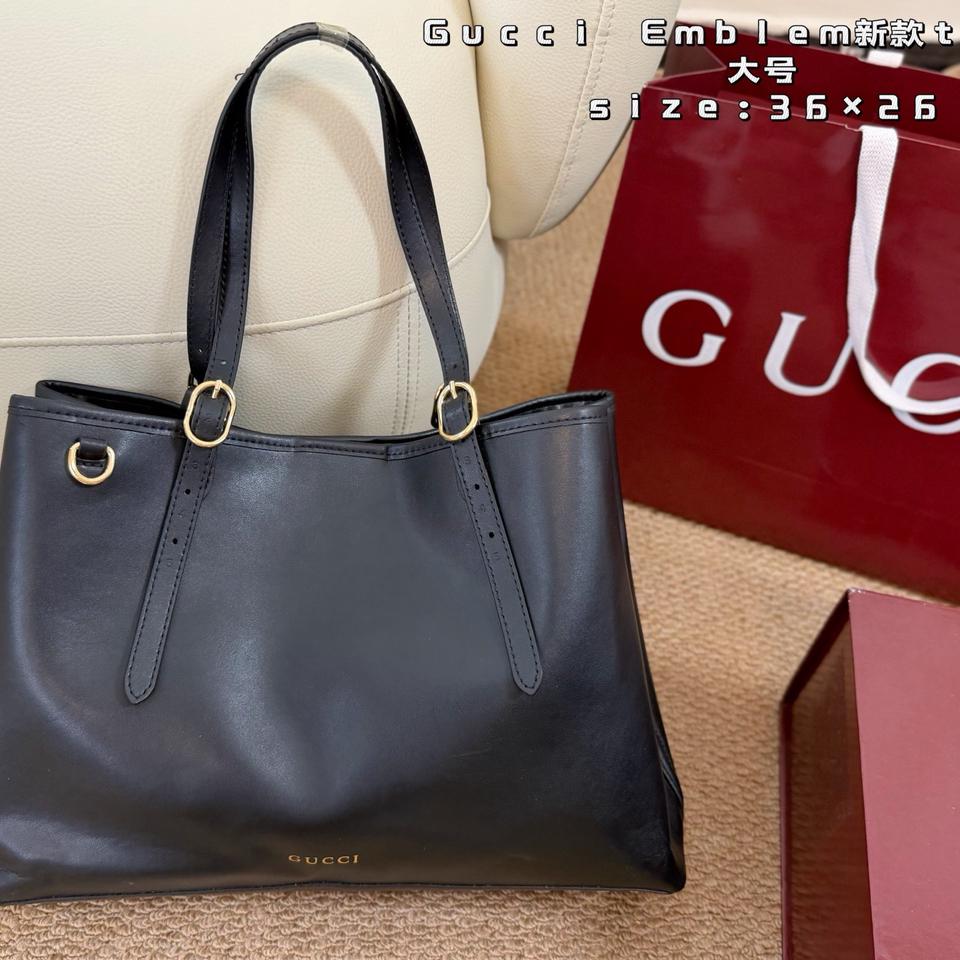 {{.FirstItem.Brand.Name}}({{.FirstItem.Brand.NameKana}})の「{{.FirstItem.Name}}」を使った{{.PostType}}