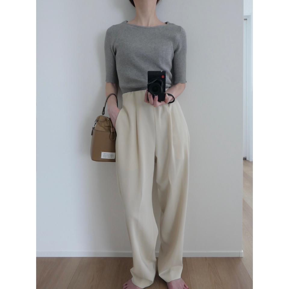 {{.FirstItem.Brand.Name}}({{.FirstItem.Brand.NameKana}})の「{{.FirstItem.Name}}」を使った{{.PostType}}