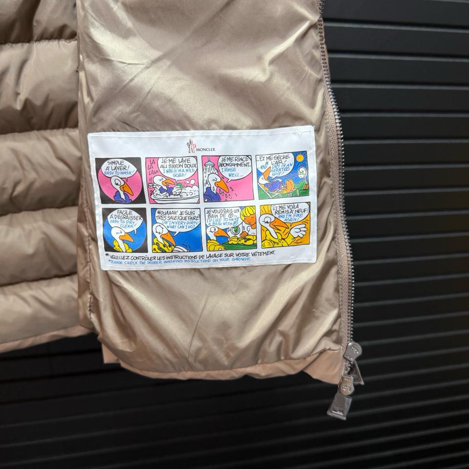 {{.FirstItem.Brand.Name}}({{.FirstItem.Brand.NameKana}})の「{{.FirstItem.Name}}」を使った{{.PostType}}