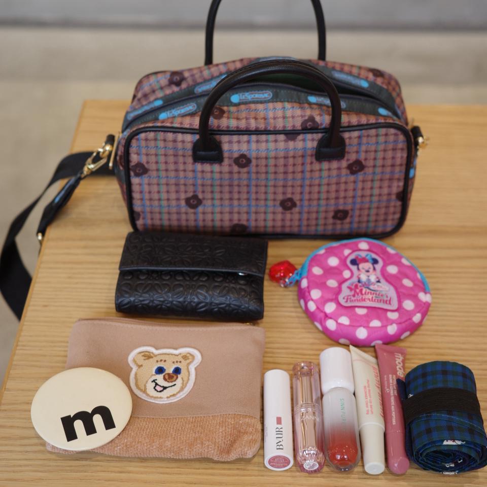 {{.FirstItem.Brand.Name}}({{.FirstItem.Brand.NameKana}})の「{{.FirstItem.Name}}」を使った{{.PostType}}